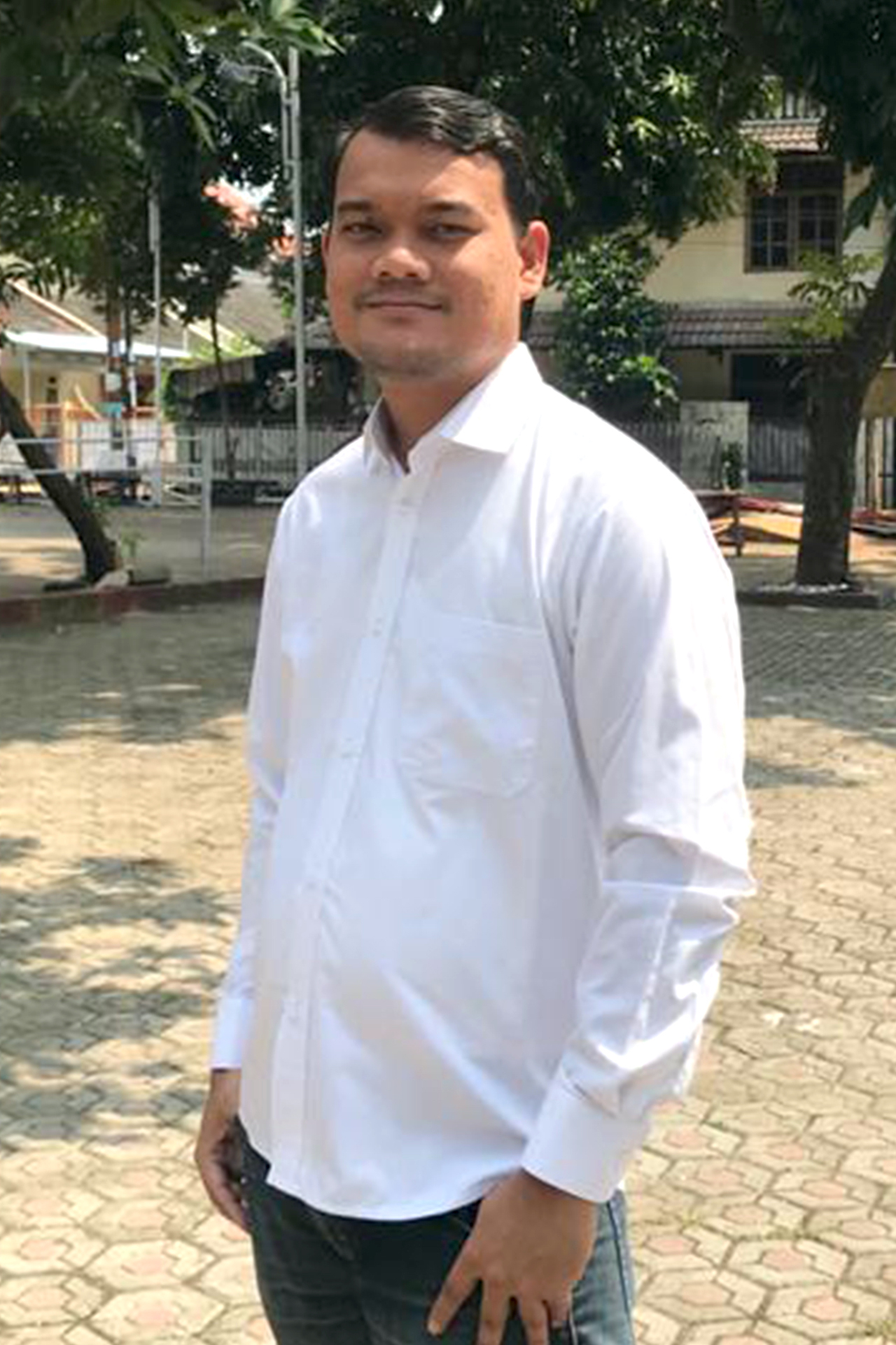 Benni-Panjaitan—Accounting-Associate